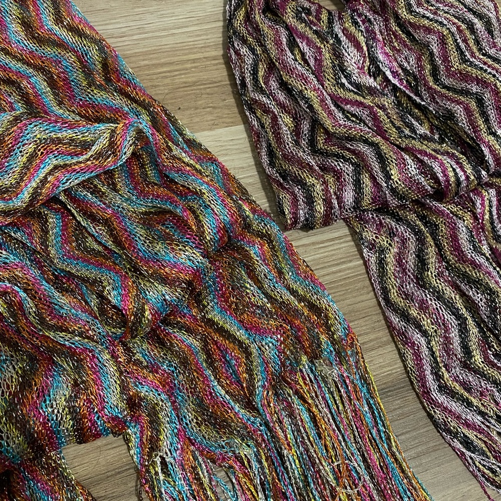 Two decorative scarves - Picture 2 of 2